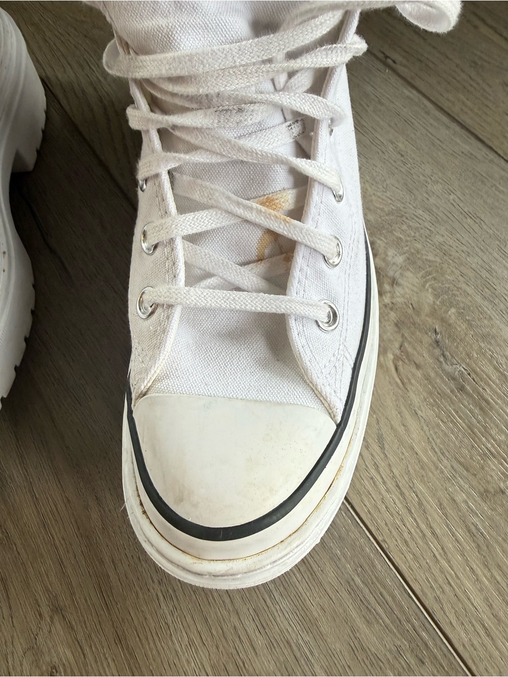 White High-Top Platform Chunky Converse Canvas Sneakers - Picture 5 of 6